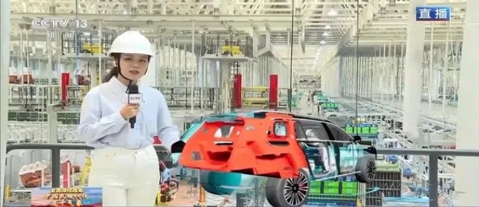 一鏡到底！穿越機帶你看“無人裝配”生產線長啥樣？